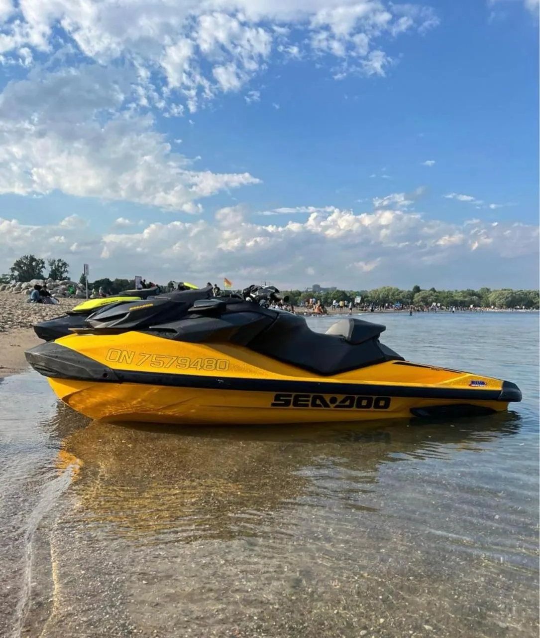 Jet ski adventure with 416 Jet Skis